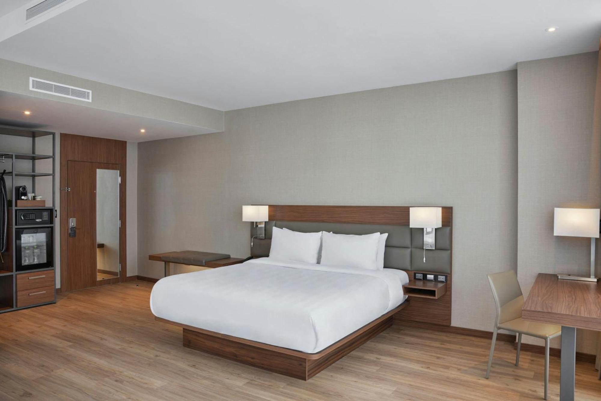 Ac Hotel By Marriott 살티요 외부 사진