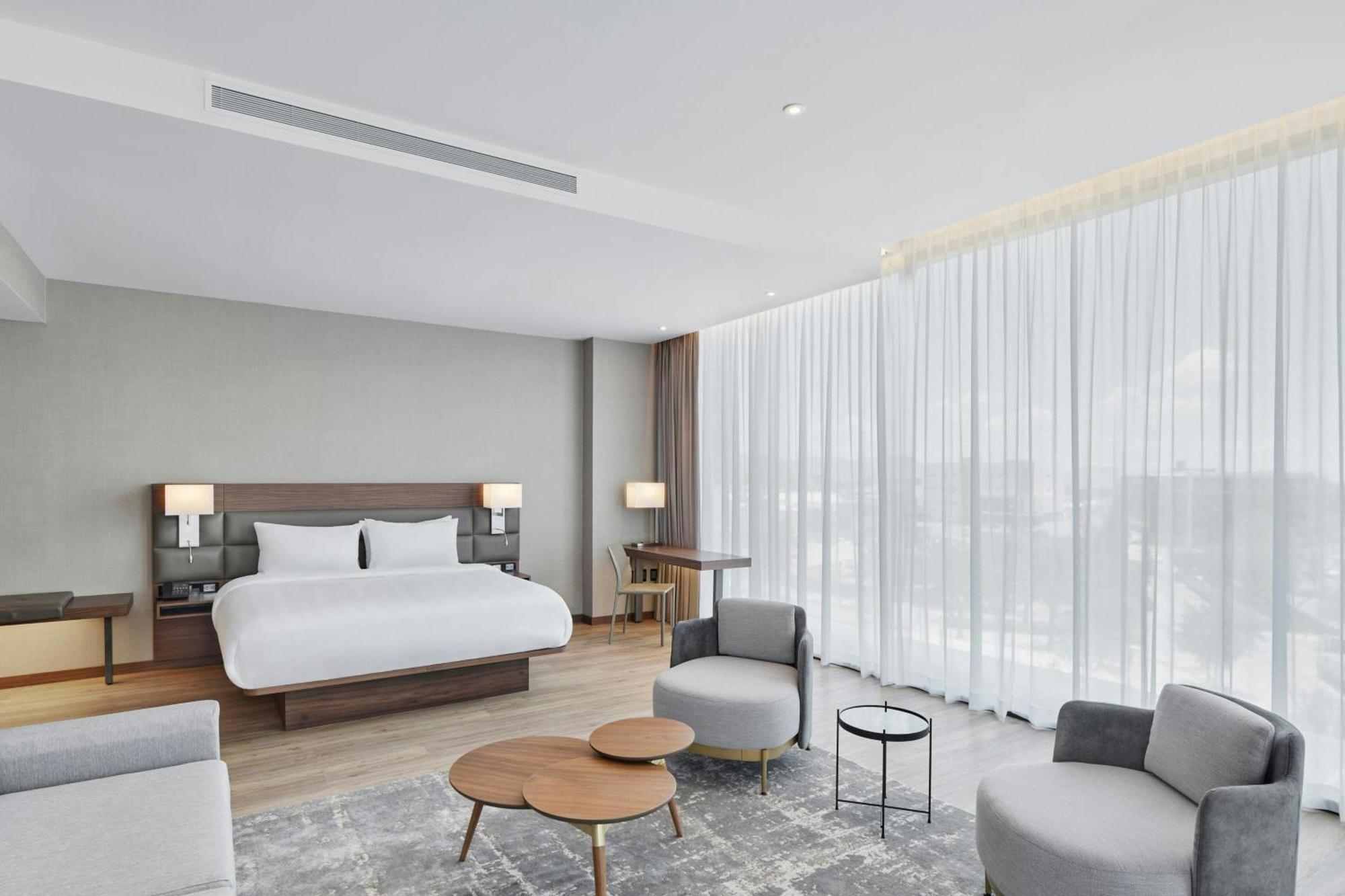 Ac Hotel By Marriott 살티요 외부 사진