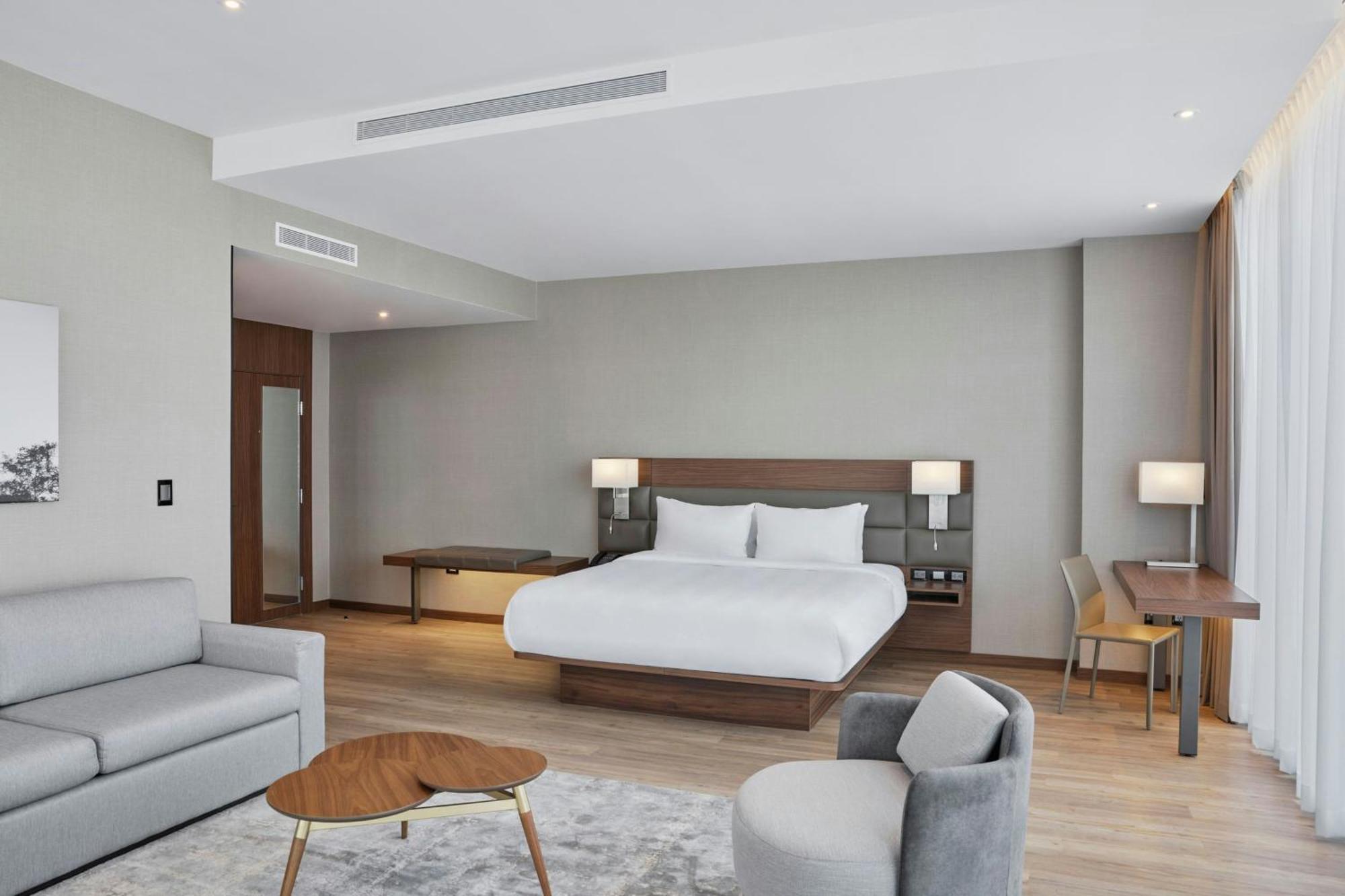 Ac Hotel By Marriott 살티요 외부 사진