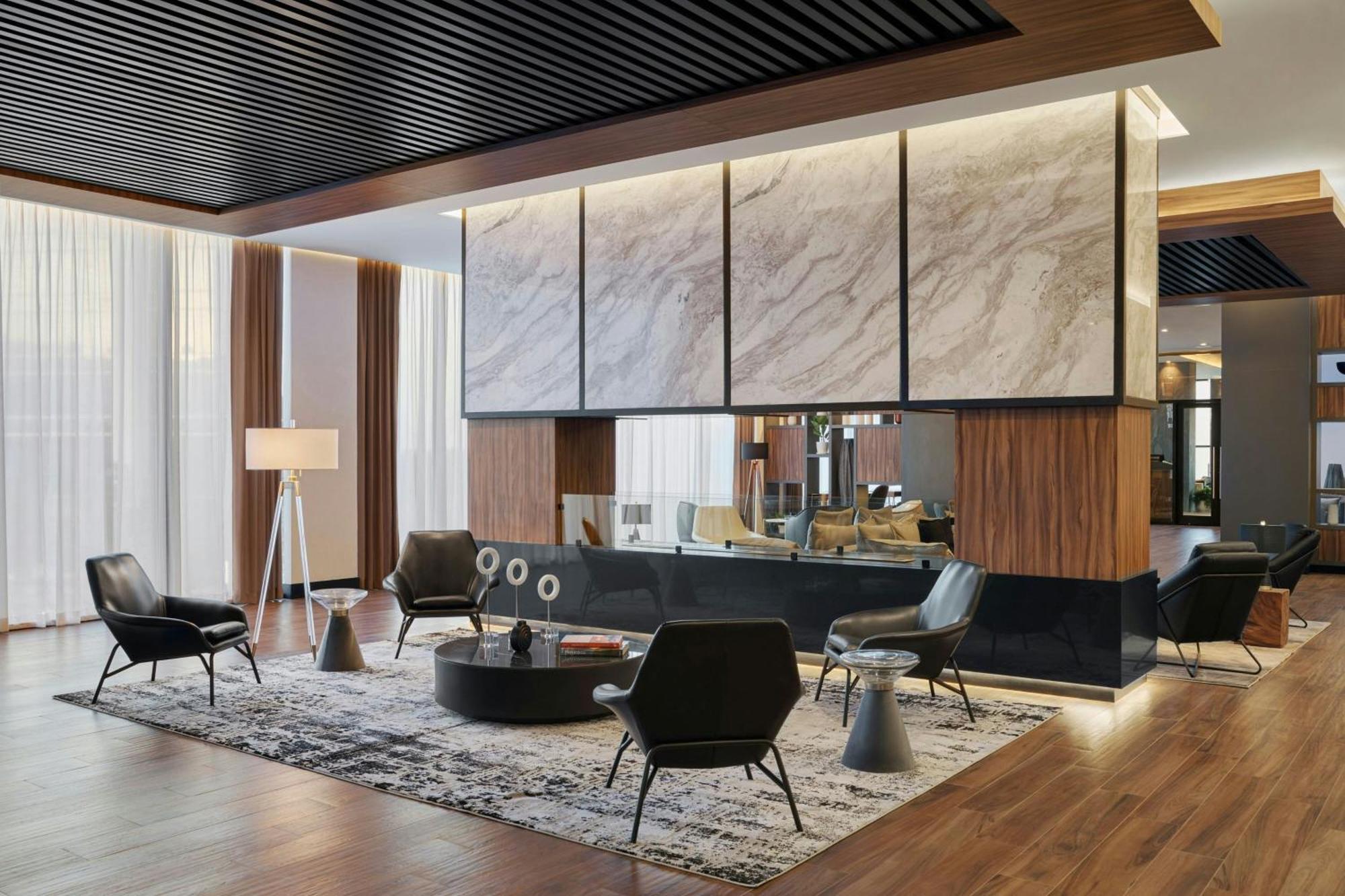Ac Hotel By Marriott 살티요 외부 사진
